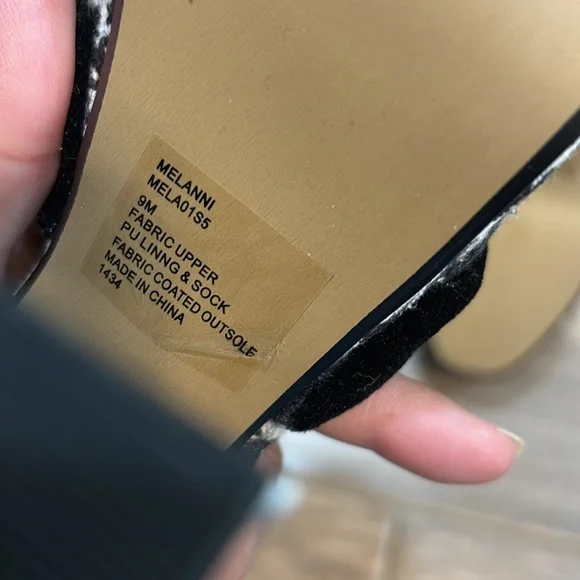 Betsey Johnson Melanni Block Heel dress sandal - Picture 7 of 8